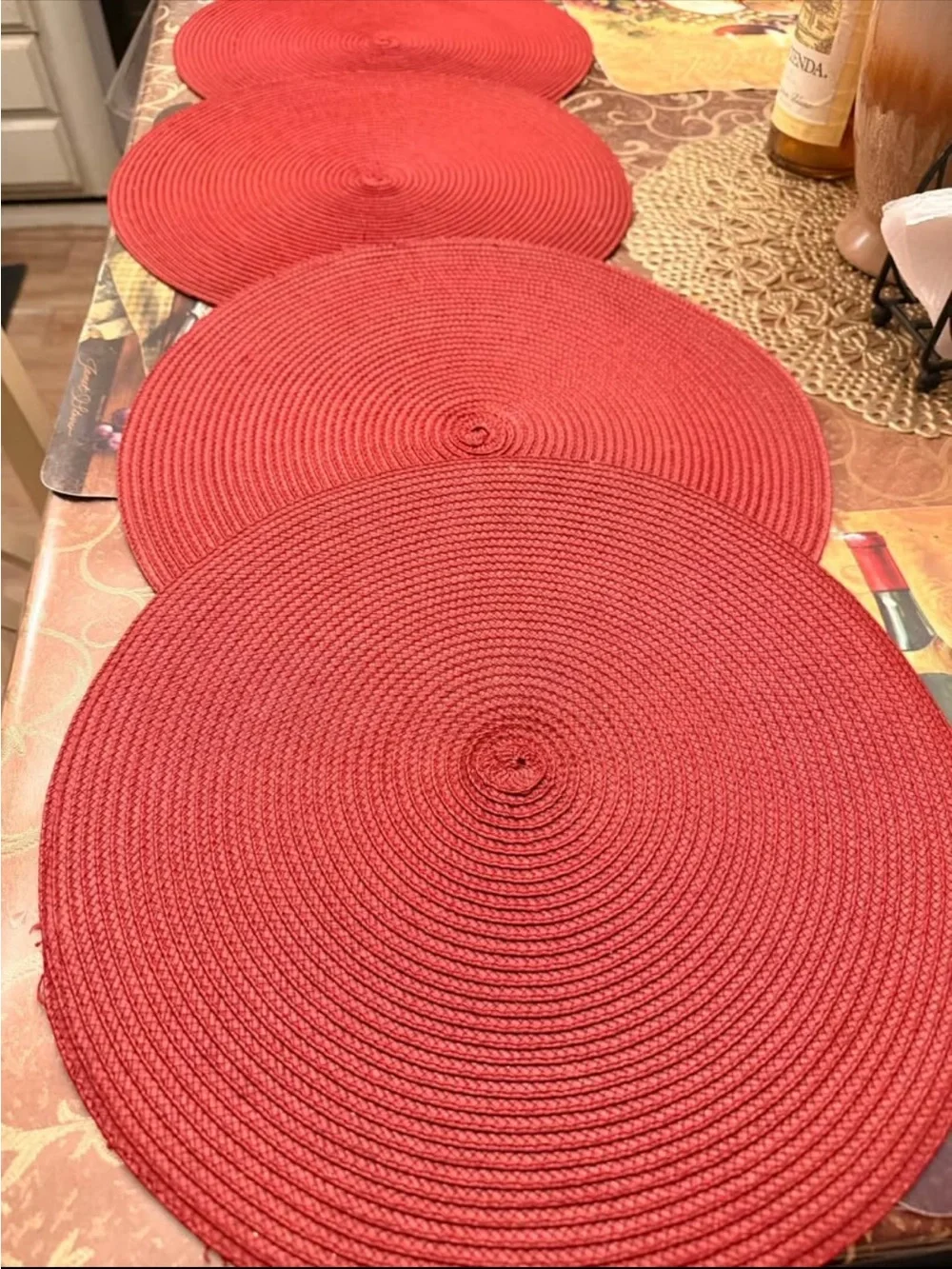 Red Round Woven Placemat Set - Home Dining